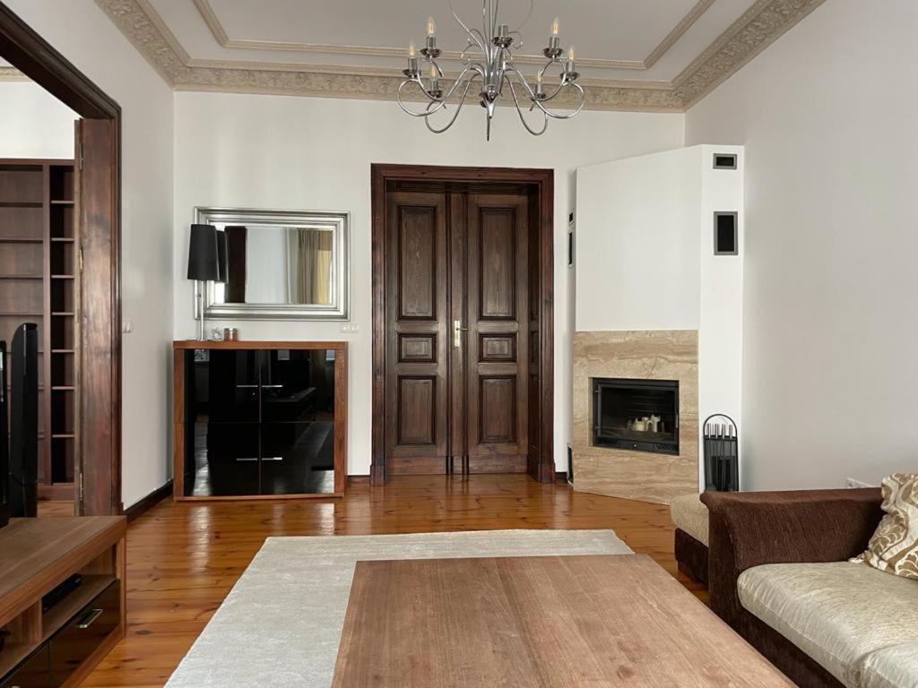 Uroczy apartament 97m2 w samym centrum Wrocławia Zewnętrze zdjęcie