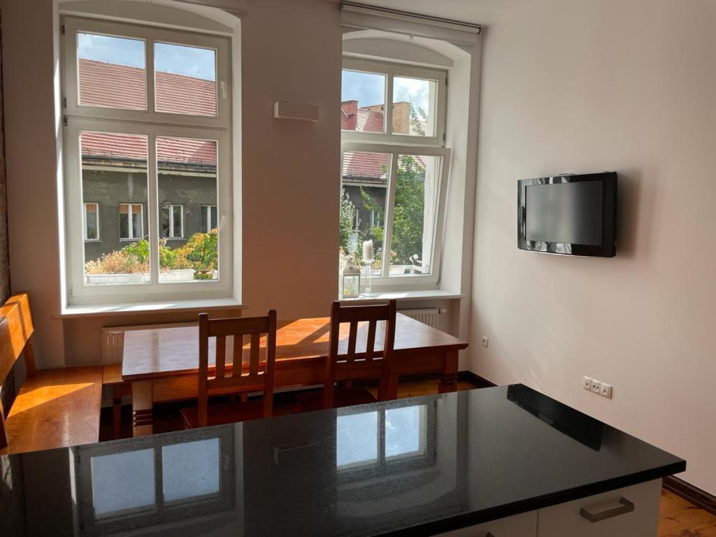 Uroczy apartament 97m2 w samym centrum Wrocławia Zewnętrze zdjęcie